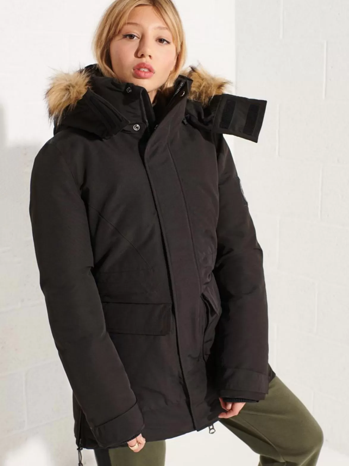 Superdry Insulated & Down Fill Jackets< Code Everest Parka Black